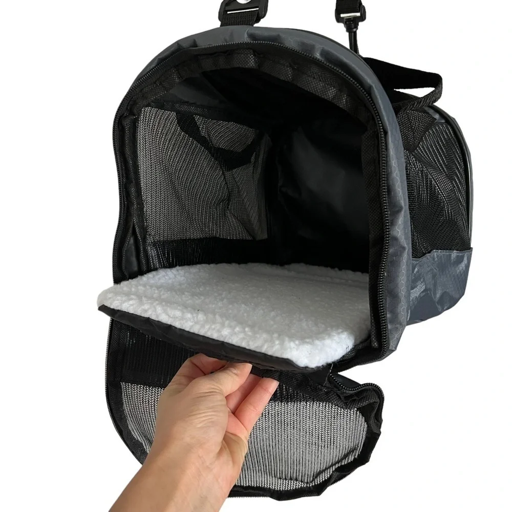 Pet Travel Carrier Dark Gray Like New!